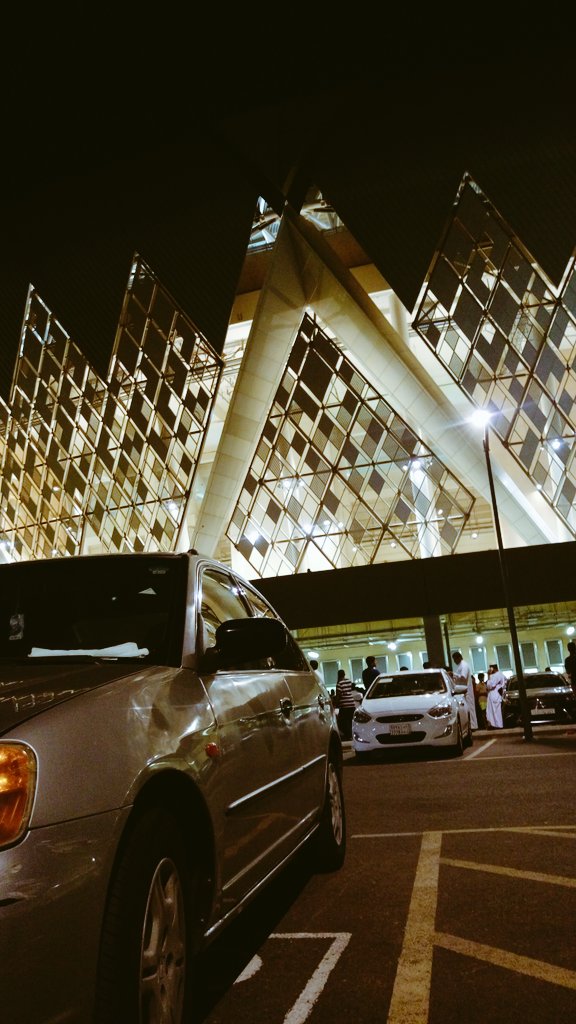 mohammed_alalmi's tweet photo. وصلنا الجوهرة الله ينصر النصر فوق كل أرض وتحت كل سماء💙💛 #النصر_الاتحاد https://t.co/ReZ8dX1HvA