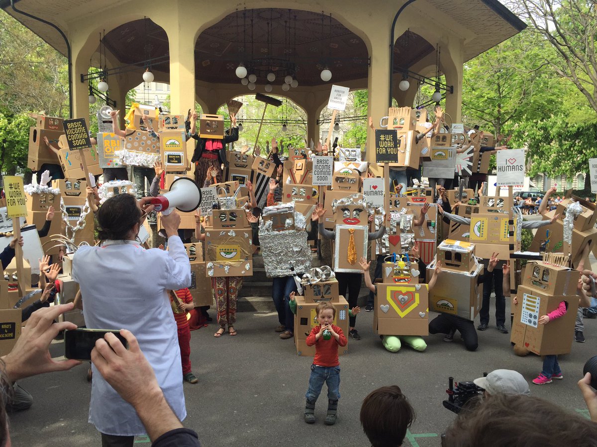 wagner_che's tweet photo. More from worldwide first #robotprotest for #basicincome in zurich at #endoflabourday @2noame @kgwolf87 @koblerette https://t.co/YEZqGjcN0L