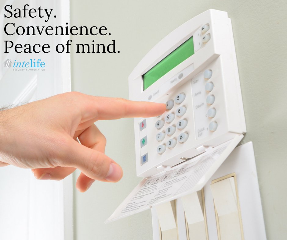 Intelligent_YEG's tweet photo. If you could choose all three... why wouldn't you? #yeg #yeghomes #yegsecurity https://t.co/4TWO8eTOuU