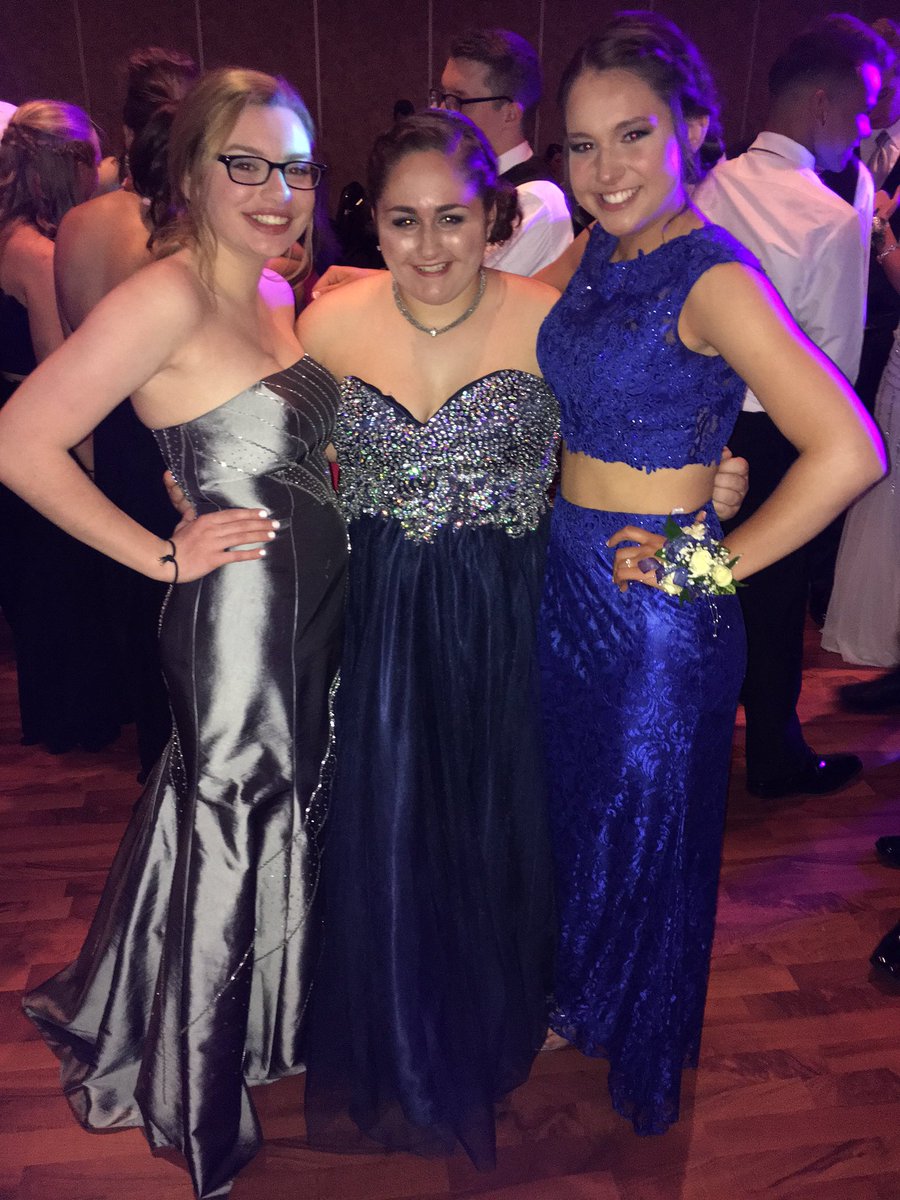 kendallmills39's tweet image. Happy birthday!!😛😻🎉💜 @carqueesha hope you have a great day:) #turtlehead