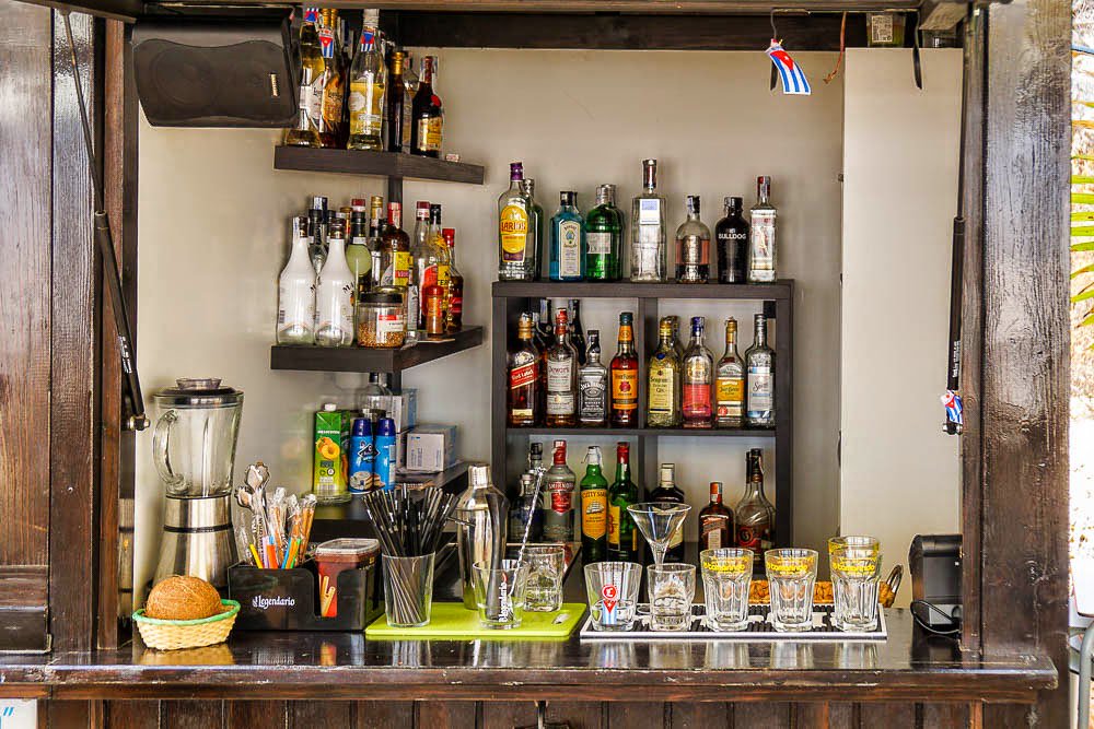 Es difícil que encuentres un restaurante con mejor comida. Es IMPOSIBLE que tenga una mejor ubicación. #LaBuenaVida