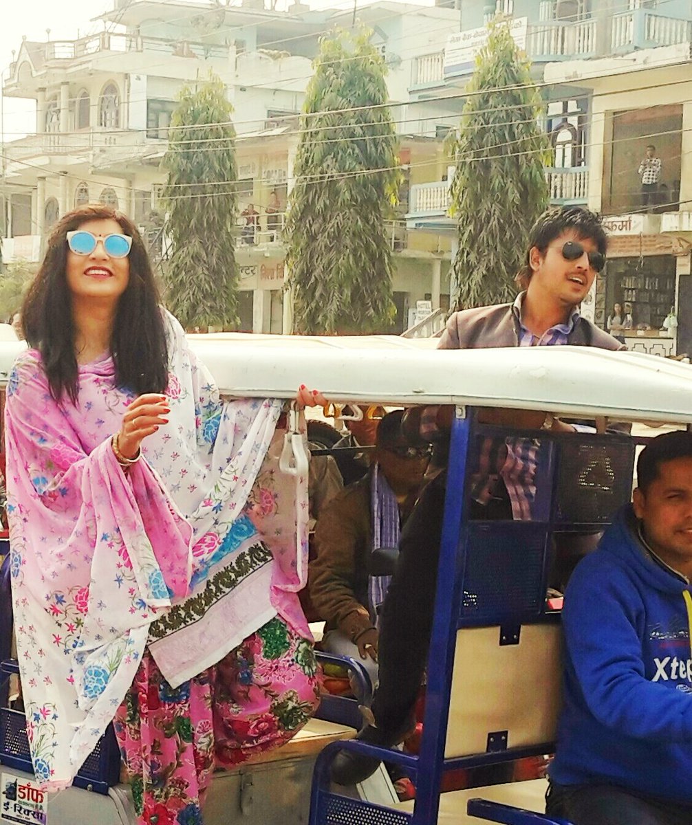 prajwol_giri's tweet photo. Prajwol Giri, soniya giri n nisha adkari. ...shooting pic https://t.co/eK14IEgeuZ