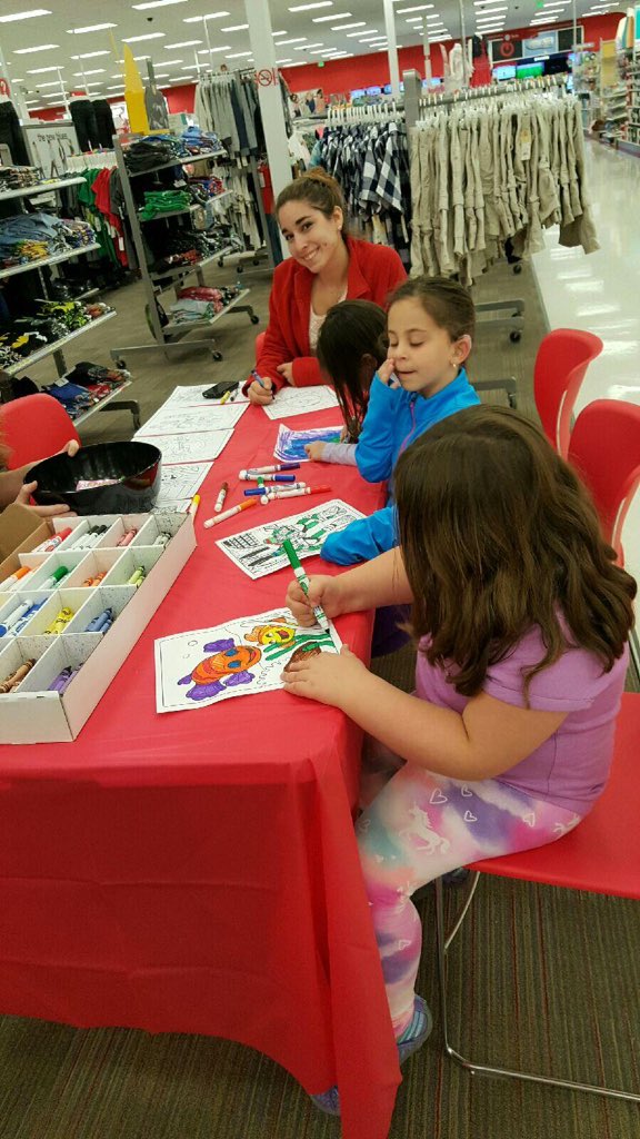 jayfahh's tweet photo. SL Jackie & myself hanging out with some #artists at today's #kidscoloringevent #T2847 ๐ฏ๐ https://t.co/0IiBD3J6EM