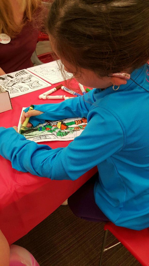 jayfahh's tweet photo. SL Jackie & myself hanging out with some #artists at today's #kidscoloringevent #T2847 ๐ฏ๐ https://t.co/0IiBD3J6EM