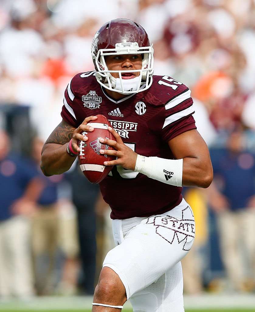 With the No. 135 pick, the Dallas Cowboys select QB Dak Prescott out of Miss St.