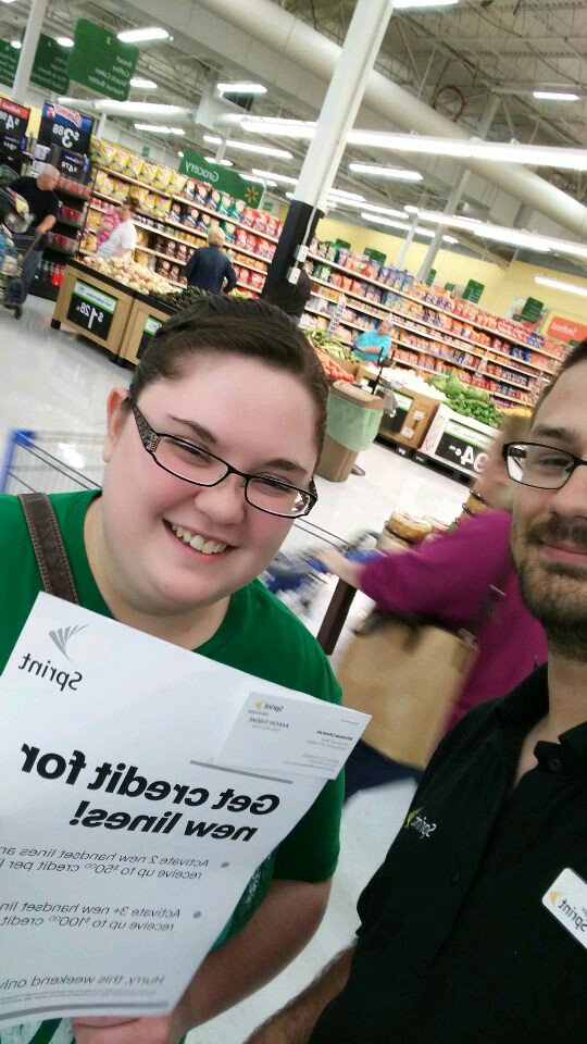 STW_FARSTORE's tweet photo. Aaron doing what matters!!!! @phillips_jas @Pkushn @STE_WL @wl_byoung @WL_GreatLakes @TimMiller44 https://t.co/IcnKL4UzhJ