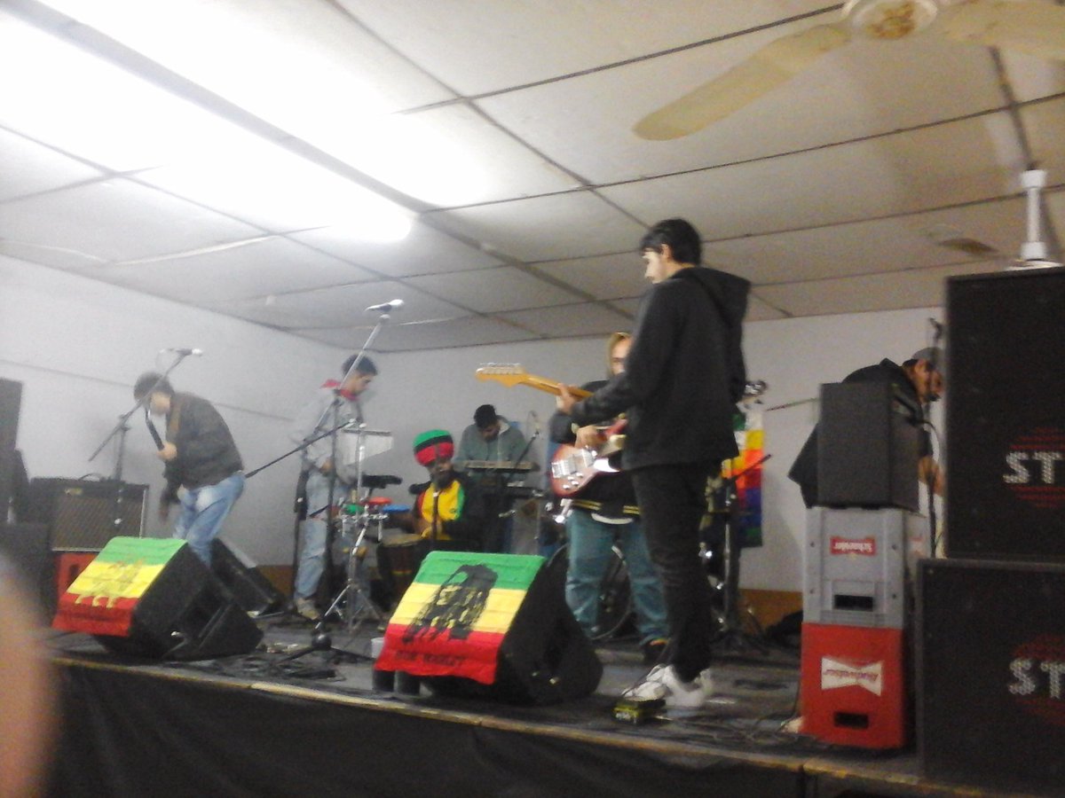 virginiapag's tweet photo. . Actividad Cultural #DfRock El Barrios Somos Todos https://t.co/Am0DjGIZHC