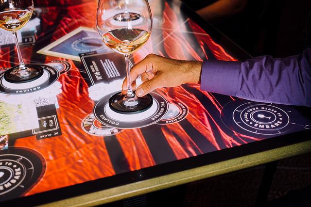 3M's tweet image. Opulent, refined  w/ a hint of #science. Touchscreen tech + #wine tasting s.3m.com/90Uuqz
📷: @ideum