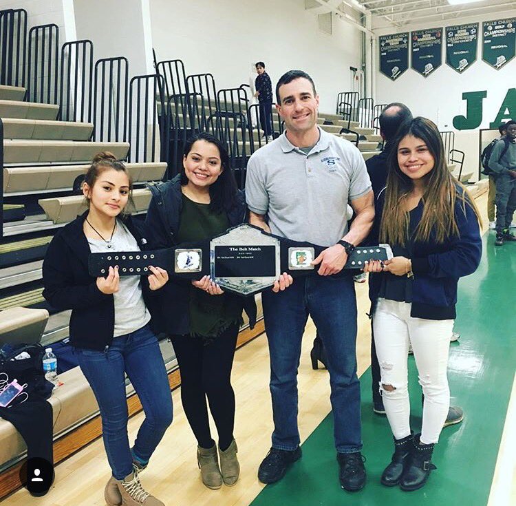 VioletFlores23's tweet photo. #sportssaturday #stuartprom16 (#>--- π https://t.co/QQWExqGn8j