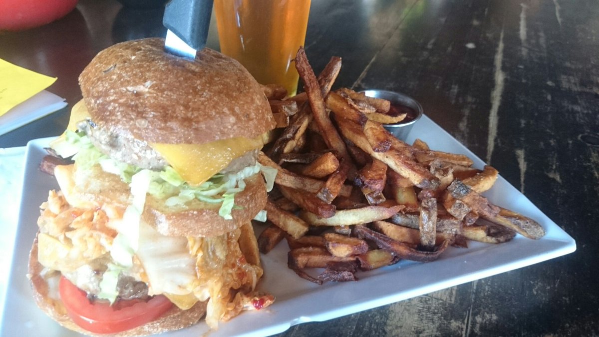 imccoy's tweet photo. Look at the burger. Imagine your face. Look at the burger. Imagine your face.
Ask for a fork. #swiftloungepdx https://t.co/Vl2LIkc5Jo