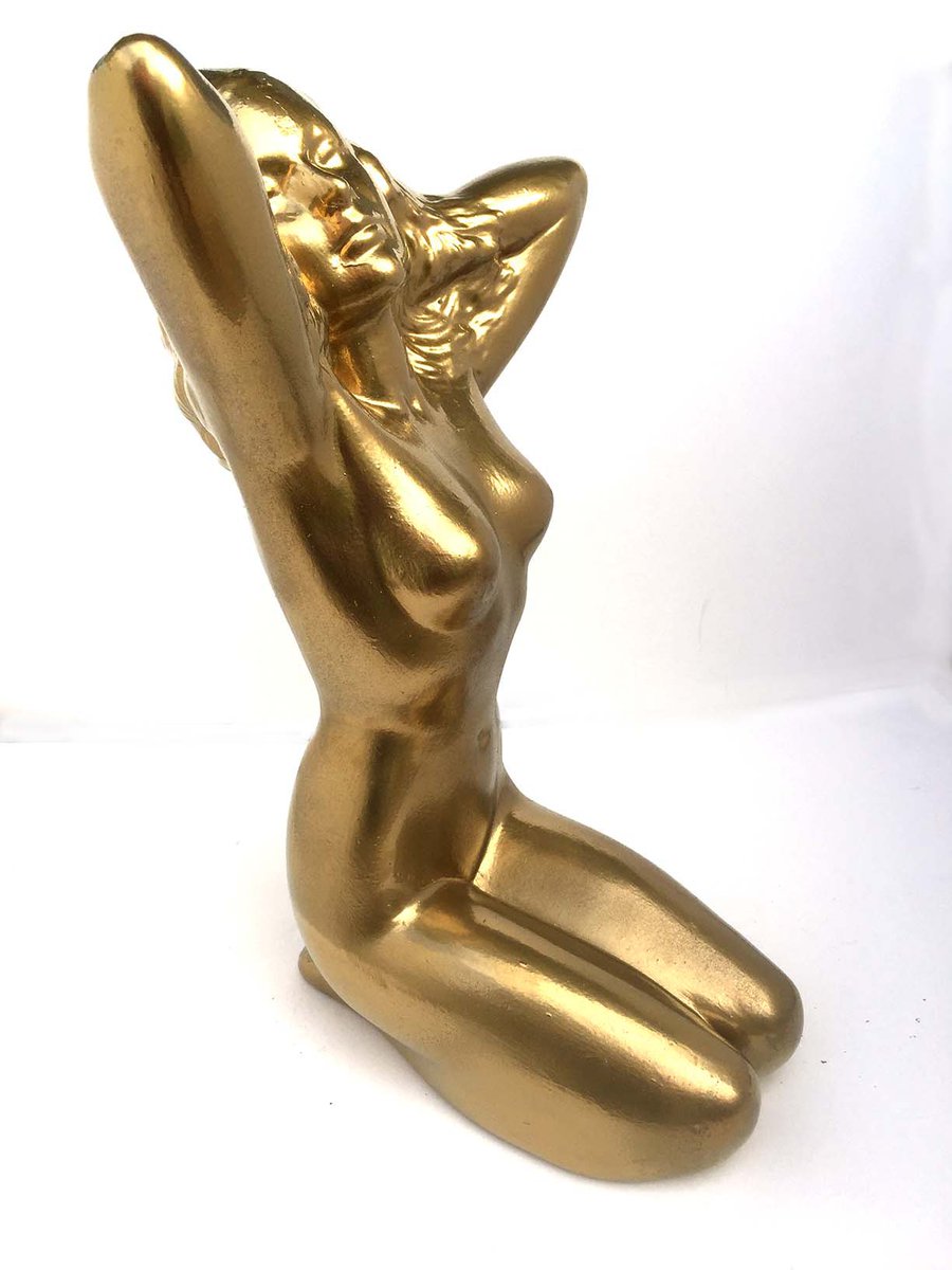 milusstickers's tweet photo. The Golden Pin Up Girl https://t.co/dHmIPk9nVR https://t.co/QKacUekCpa
