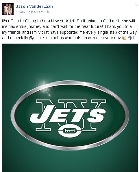 ferrisathletics's tweet photo. Big congrats to two-time Harlon Hill Trophy winner @jvanderlaan15 on signing with the NFL's New York Jets! https://t.co/HkuY03NZCi