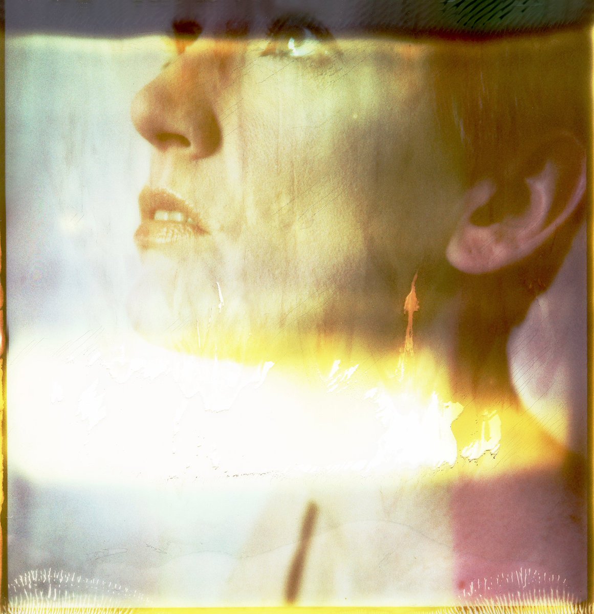 iamelegia's tweet image. Waiting for a star to fall 🌌
Self-portrait on Time Zero @snapitseeit #believeinfilm #polaroidtransfer