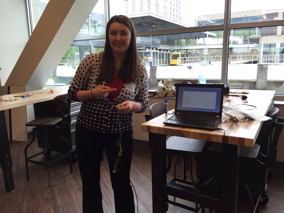 EmilyPelland's tweet image. @jillyclementine Presenting sensors used in #wvustreamlab ongoing project