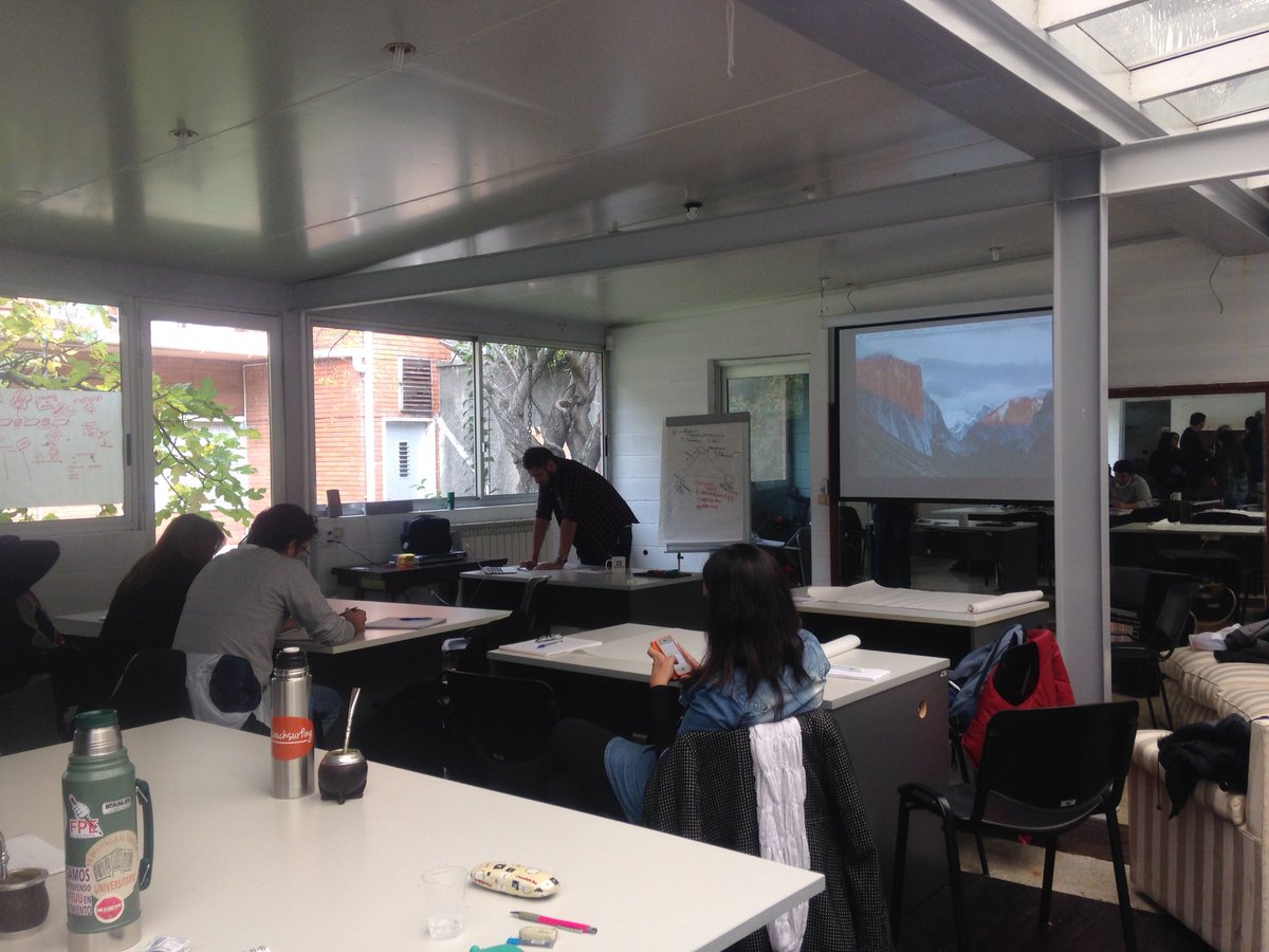 lisyarmas's tweet photo. Comenzando el #findesemana con el #curso de @jgarzas sobre #testingagil y #deudatecnica https://t.co/j2nbA3IoIr