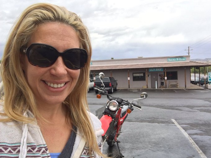 I ❤️ #arizona .. you can go out for breakfast and then go buy a gun #libertarians https://t.co/eU7UN<a href="/tag/arizona"class="tags">#arizona</a><a href="/tag/libertarians"class="tags"><span>#libertarians</span></a>