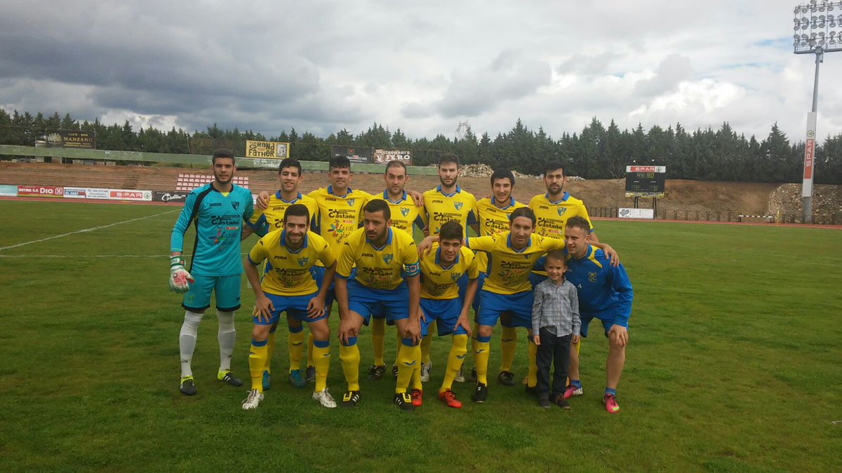 juanfranradio's tweet photo. Reparto de puntos en el 1er partido de la jornada 29 en la #RPG3:
@OlympicCF: 0 vs @SPVOFICIAL: 0
(Foto SP archivo) https://t.co/WVFKHm3GDt