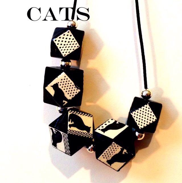 EFKwearableart's tweet photo. Happy #Caturday #ootd #catwalk #CatsOfTwitter #catsofinstagram #cature #CatLovers #catjewelry #efkwearableart #Etsy https://t.co/zUNL3lwvjd