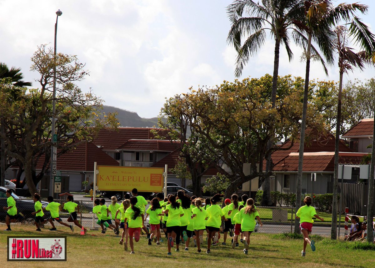 dela808's tweet photo. Who do you REPRESENT? #RunLikaLadybug Ka`elepulu Elementary in Kailua, Hawai`i. #ShoeMakeoverContest https://t.co/r7ejpsxguH