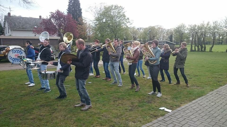 De bijna állerlaatste puntjes werden op de i gezet vanavond in aanloop naar <a href="/DODGroenlo/">Dweilorkestendag</a> ! 😊 zien we jullie daar ook?