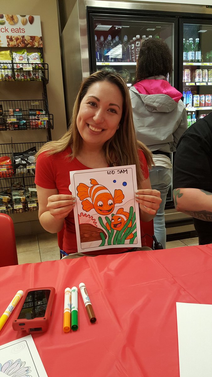 sam_kai1's tweet photo. Hannah&amp;Harriet are pumped for the Crayola coloring event! Parents are joining in the fun as well! #Target https://t.co/6ksGwX4fB4