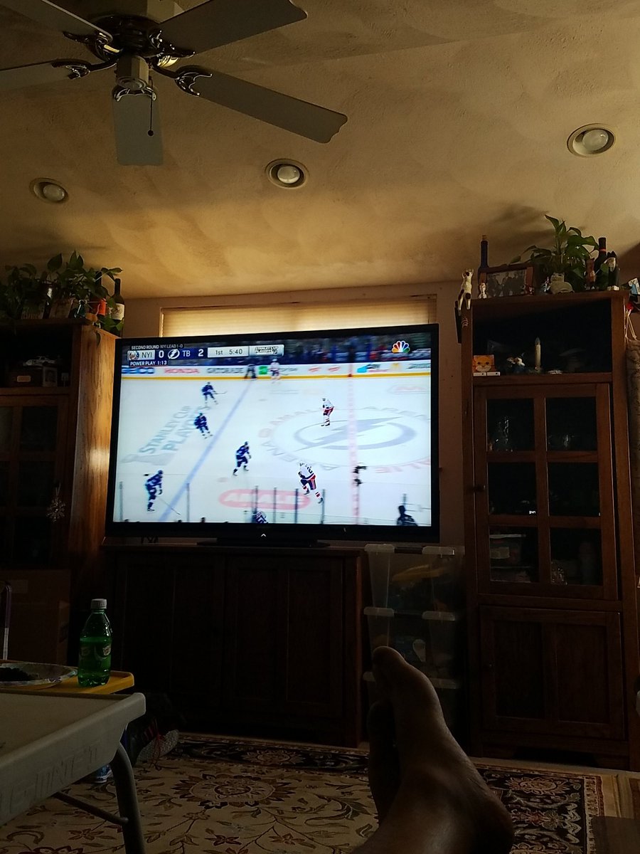 LermanC's tweet image. #nhlplayoffs #nhl nothing like a playoff hockey game on a 70 inch TV