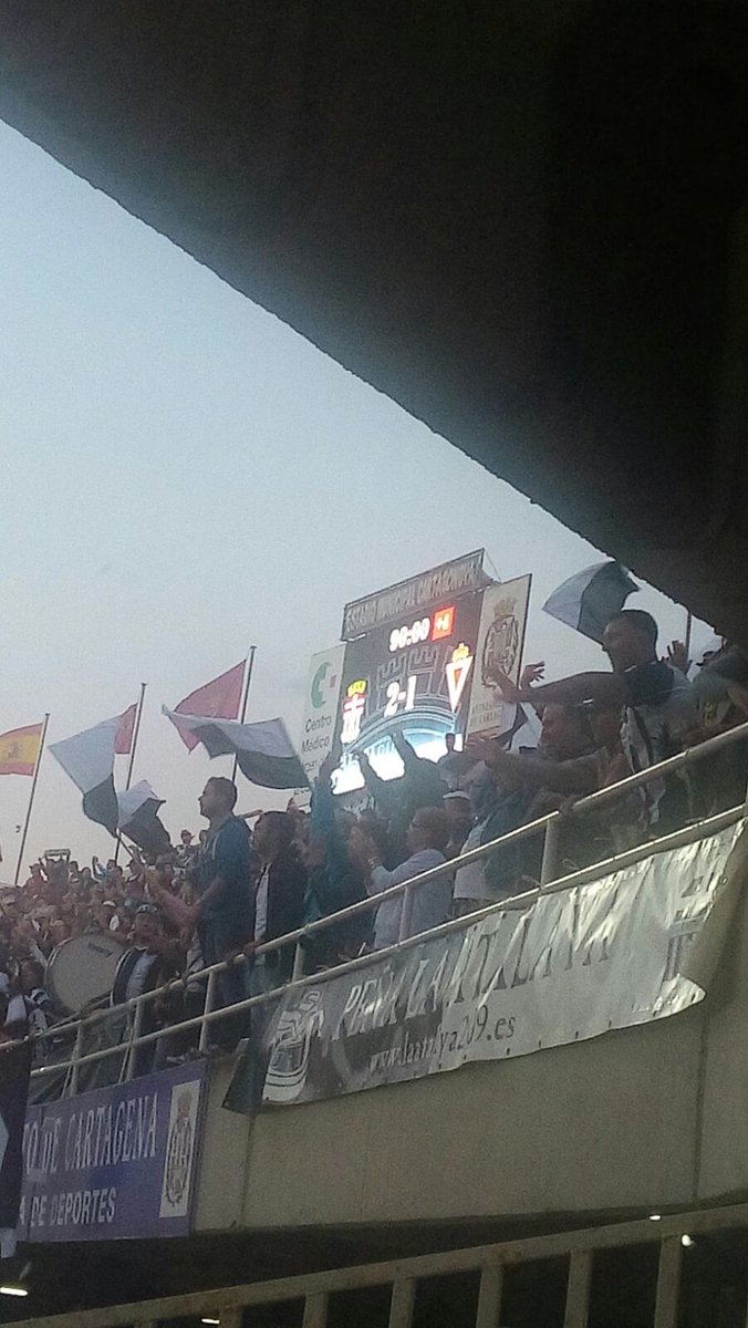 juansevilla_1's tweet photo. PARTIDAZO EN EL CARTAGONOVA!  #CartagenaAlbinegra #Cartagena  #OrgulloyCopa  Recordar esto murcianos! https://t.co/ulV8TkRjun