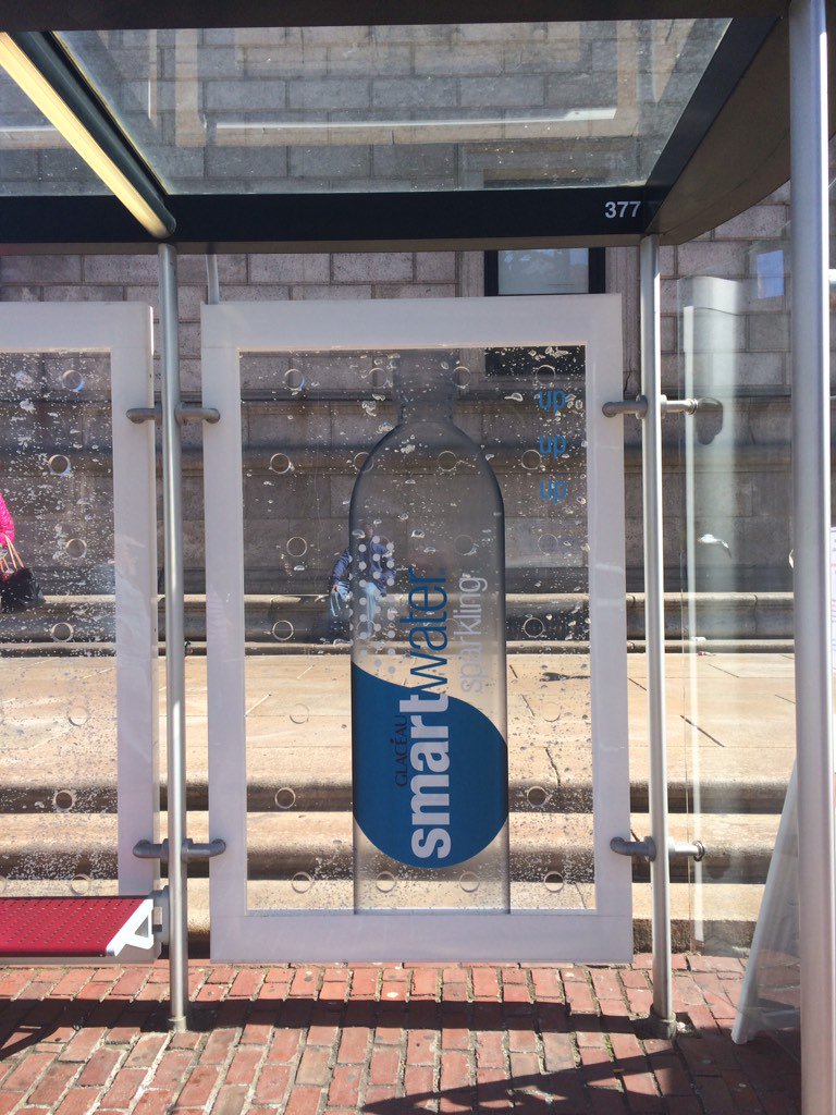 seltzerella's tweet photo. Bubbling with excitement over incredible @smartwater sparkling ads https://t.co/oCPMKyWMdo