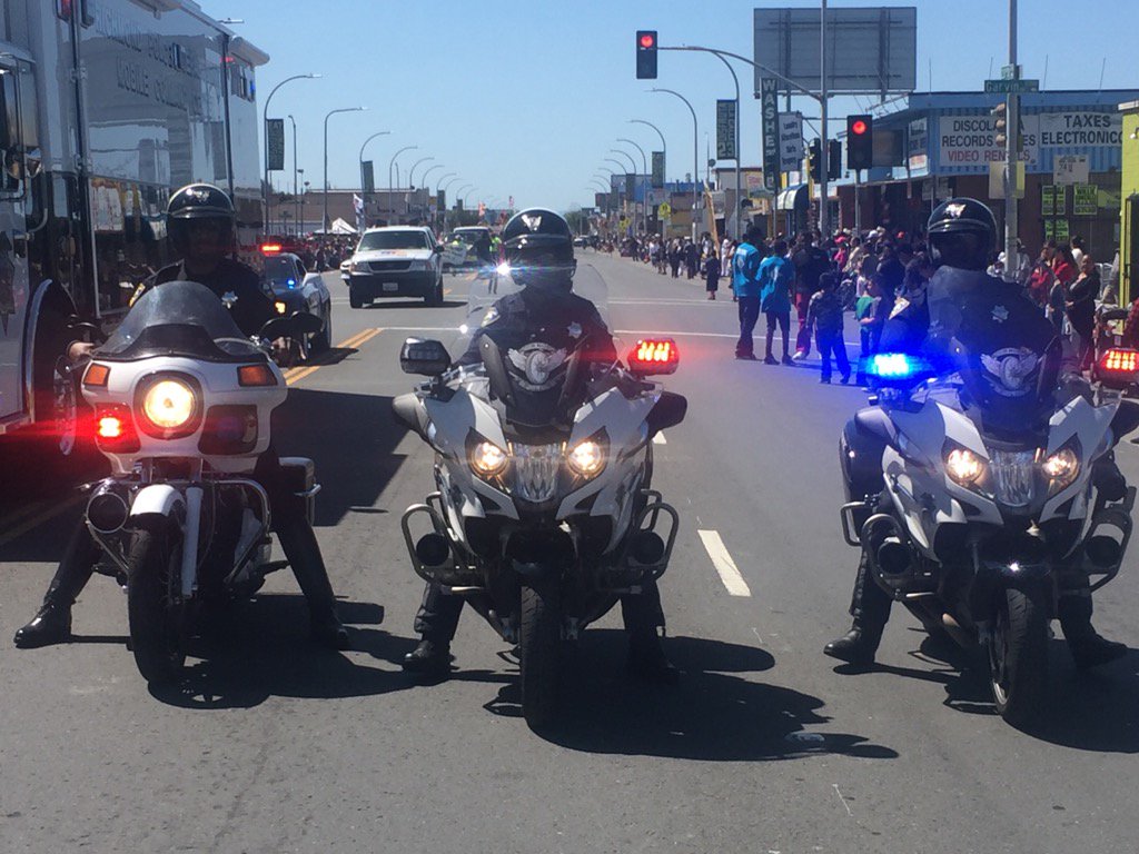 ChiefBisaFrench's tweet photo. Another great Cinco de Mayo parade!  Join us tomorrow on 23rd Street for the best Cinco de Mayo festival in the bay! https://t.co/92vE76uTuF