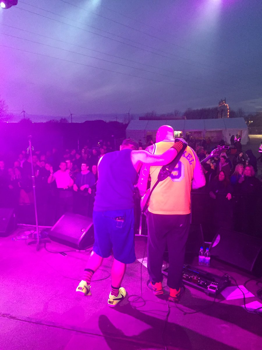 Loving the <a href="/ChilisTribute/">ReallyHotChiliPepper</a> <a href="/Reboot_Festival/">Reboot Festival</a>