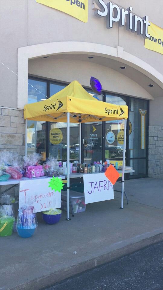 WIT_AMD's tweet photo. Mothers Day Event today at the store. Drumming up customers. @WL_WIT @wl_byoung @PlainsRD @TimMiller44 https://t.co/UUVQWpWWT3