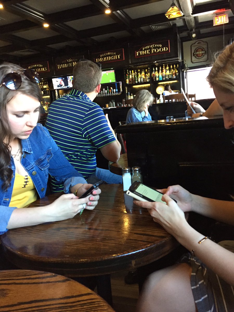 C_B00TH's tweet photo. And these betches #shots #bs2k @JenniferDiggens @Elysevh https://t.co/w6E3X3Z9L8