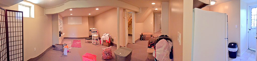 mandamarieex's tweet photo. Step up in this b* like 🤗 #mine #1stAptallforme #accomplished #blessed #ByePC✌🏻️ #BirthdayGoals 🏠🚗🎂#doingit 👸🏻😈 #20 https://t.co/6bwvQwamHU