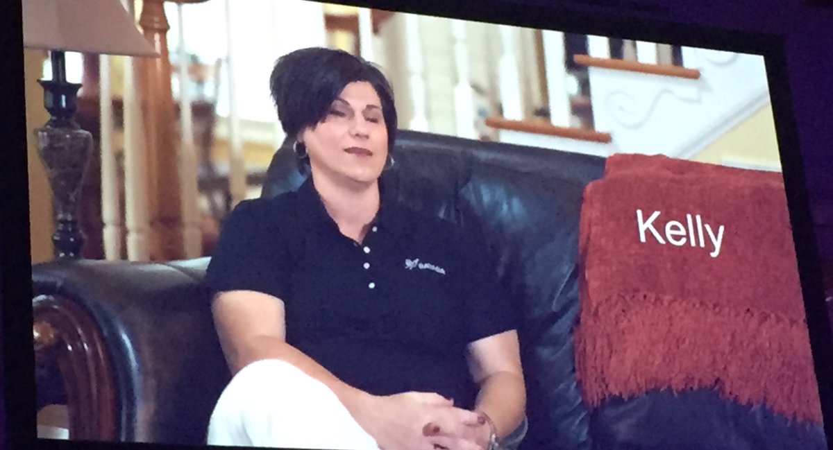 MaxQDelivers's tweet image. Kelly is inspiring! 😇❤️❤️❤️❤️❤️#awardsweekend