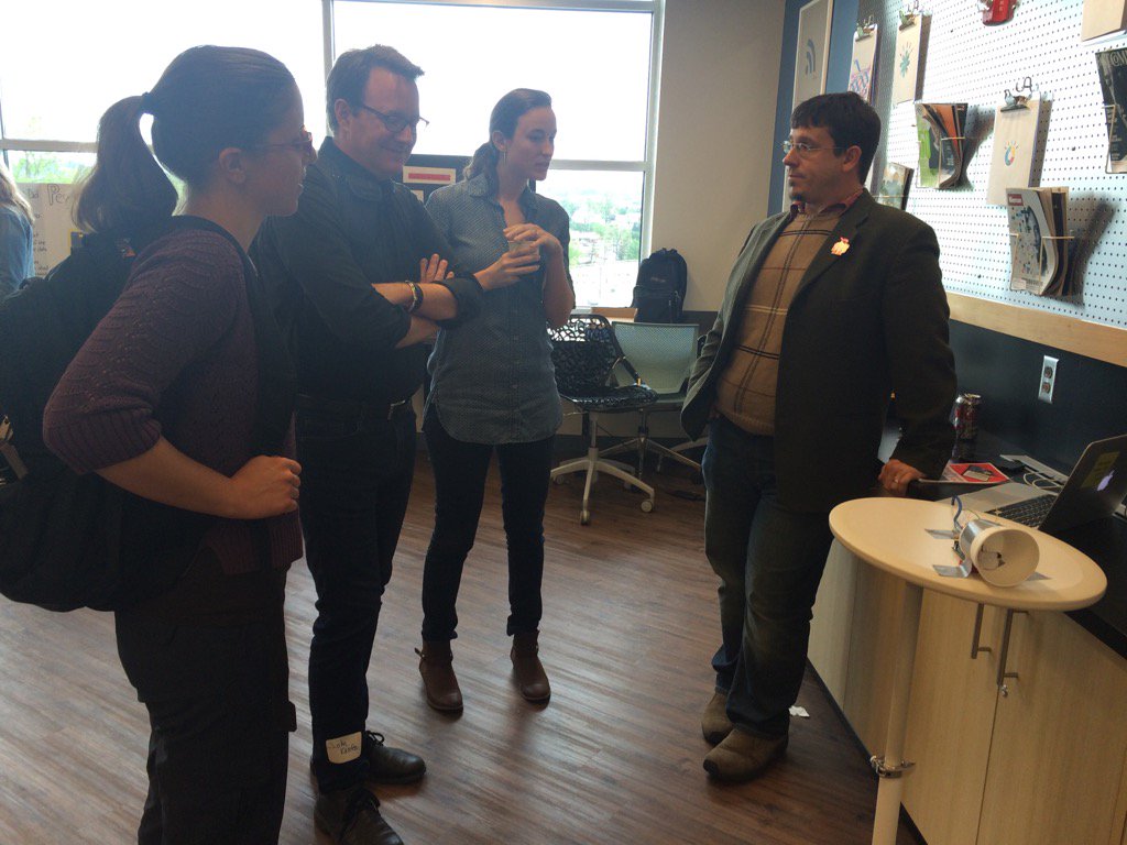 ecorio1's tweet image. #makerjournalism on display at the #wvustreamlab workshop. @wvumediacollege