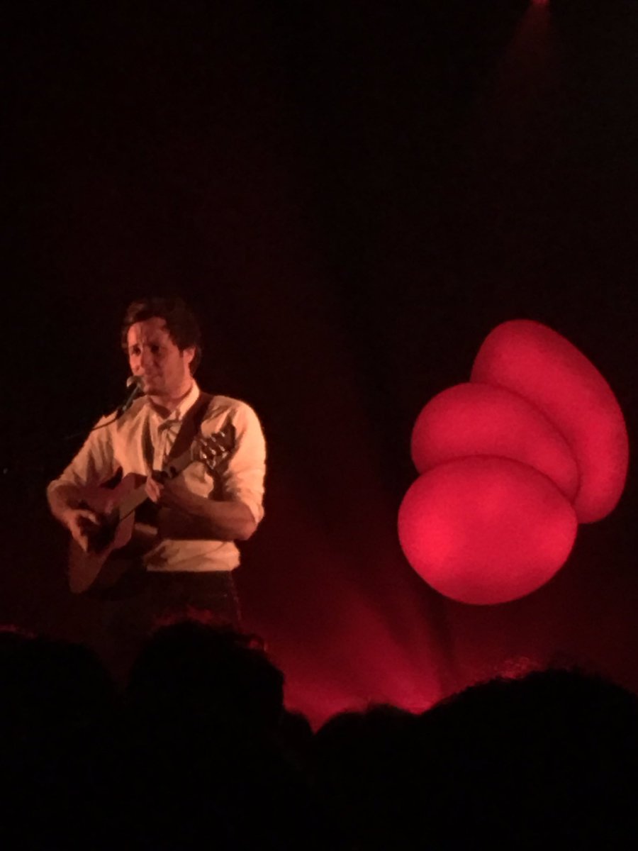 audreyGLN's tweet photo. @VianneyMusique @FLAVIEkacz super concert #merci #humour #jaimeradio #queven #lesarcs https://t.co/o3lAappNJD