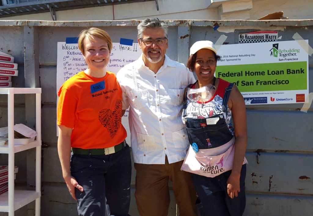 JenOLesh's tweet image. Thanks Supervisor @AvalosSF for coming out to support our team of volunteers in the OMI #RebuildingDay @RTSanFran