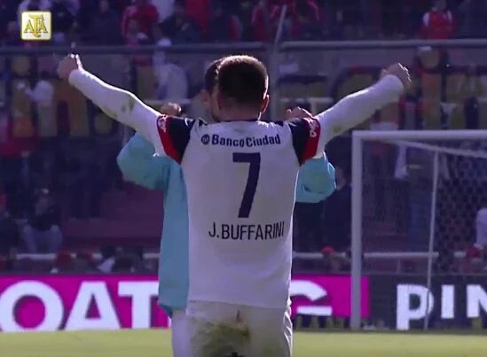 jabuffarini's tweet photo. Enorme triunfo para seguir soñando!!! Vamos muchachos! #SanLorenzo https://t.co/HzAet4Wyku