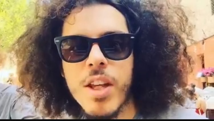 shortyfacose's tweet photo. Shorty underground che se la spassa in quel di Firenze #Figo https://t.co/YBPhrzLlOq