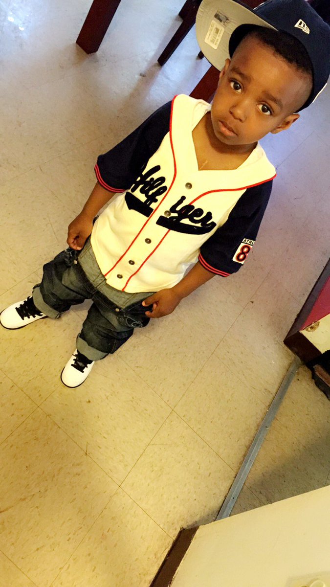 SliimJefe's tweet photo. Its T A N K Dayy 😍🤗🎉🎈 https://t.co/IlnqHmMzIQ