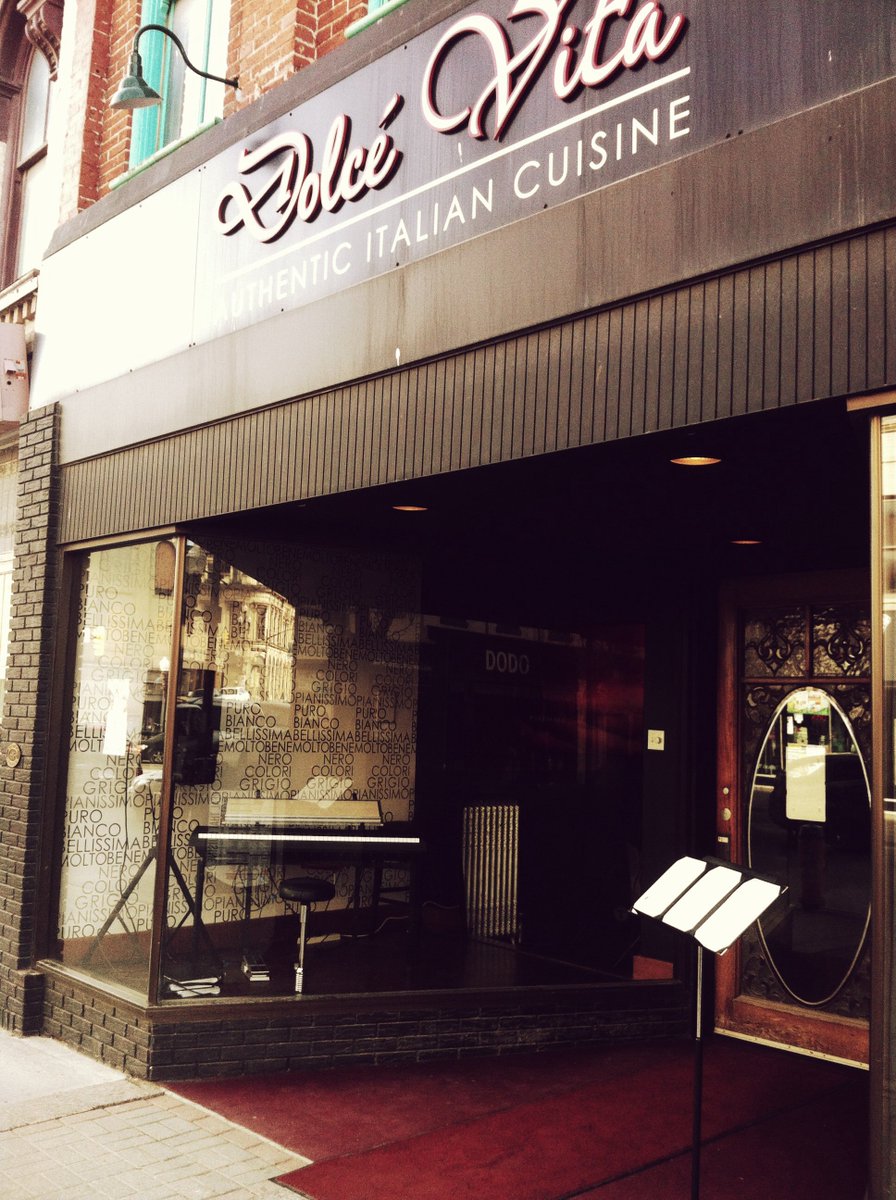 jazzdayptbo's tweet photo. It's a beautiful day to see jazz! @DolceVitaPtbo BrioGustoPTBO Curryvillage @skhptbo #JazzDay2016 @OxfordPtbo https://t.co/rrkcqKXyxs