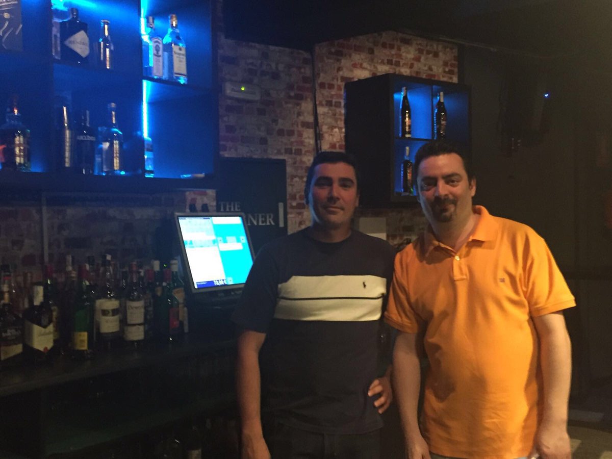 lbaenagu's tweet photo. De puente en @Club_TheCorner, te vienes? https://t.co/o3gySWmYAR
