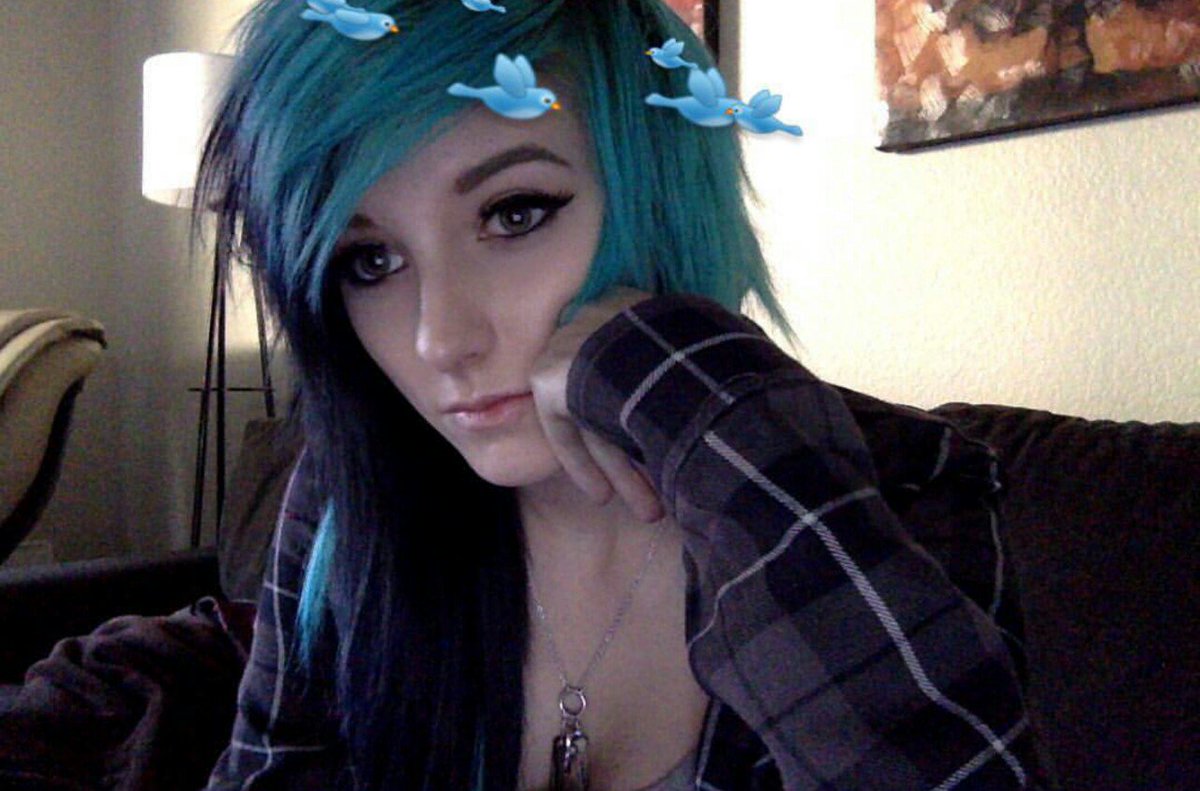 thcrunaways's tweet image. new fake, but not new on RP  
rt/fav for me loves