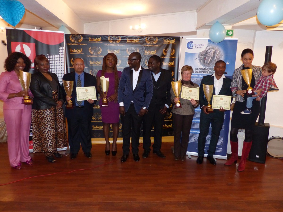 PRJeanPing's tweet photo. Merci aux lecteurs du media en ligne info241 pour le prix qu'ils m'octroient. Je tâcherai d'en être digne #GabonFort https://t.co/Qg9W2tSv0c