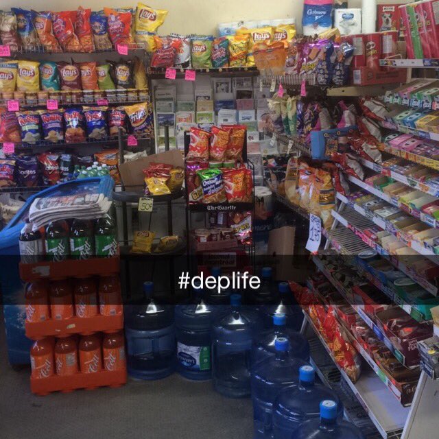 KEVEATSMTL's tweet photo. Add kevh0 on snapchat, catch stories of my last summer working at the family depanneur! #deplife https://t.co/2I4Q3h60lC