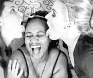 #SillySaturday #Facelicking #Fetish remember this? @MsWhitneyMorgan @MsDragonRand @dieta_donna https://t<a href="/tag/sillysaturday"class="tags">#SillySaturday</a><a href="/tag/facelicking"class="tags">#Facelicking</a><a href="/tag/fetish"class="tags">#Fetish</a>