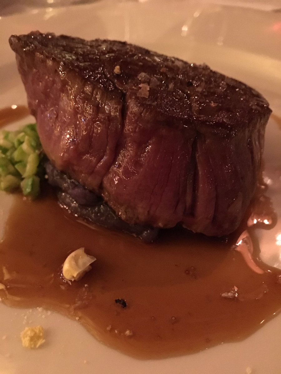 JaCoBOANguiAno's tweet photo. #bistroalicanteportal @SergioElPortal @SoniaPomares @Mpgc284 @Alex_andra_ps @Carlosbz83 GRANDE GRANDE!!!! https://t.co/SYoRpDpEyC