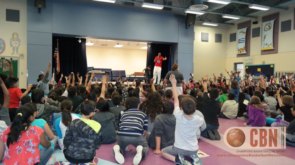 Out at Liliam Lujan Hickey Elementary School earlier in the week. <a href="/ClarkCountyNV/">Clark County Nevada</a>  #READ60 #CBN <a href="/JunkYardDogJW/">Jerome JYD Williams</a>