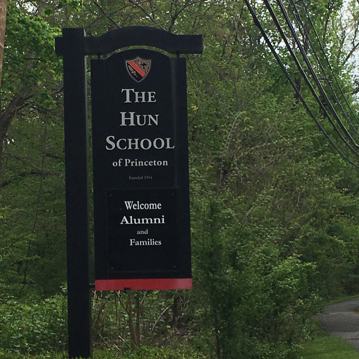 PhillyLandShark's tweet photo. Took the kids for the tour and day time festivities. Be back tonight.@hunschool @HunCrew #Hun20 #Hun96 https://t.co/pN59D5QX33