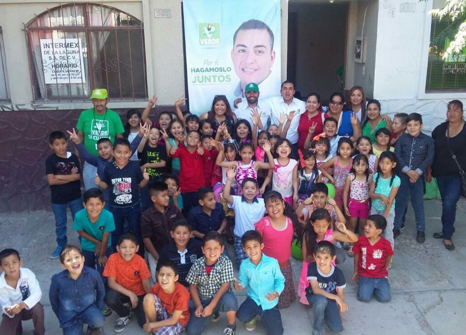 HiramBrahim's tweet photo. Una de las cosas más afortunadas que te pueden suceder en la vida, es tener una infancia feliz.
#EquipoVerdeLaguna https://t.co/8VXzwknqhG